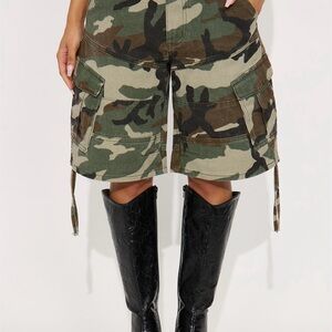 Camouflage Women's Cargo Shorts
